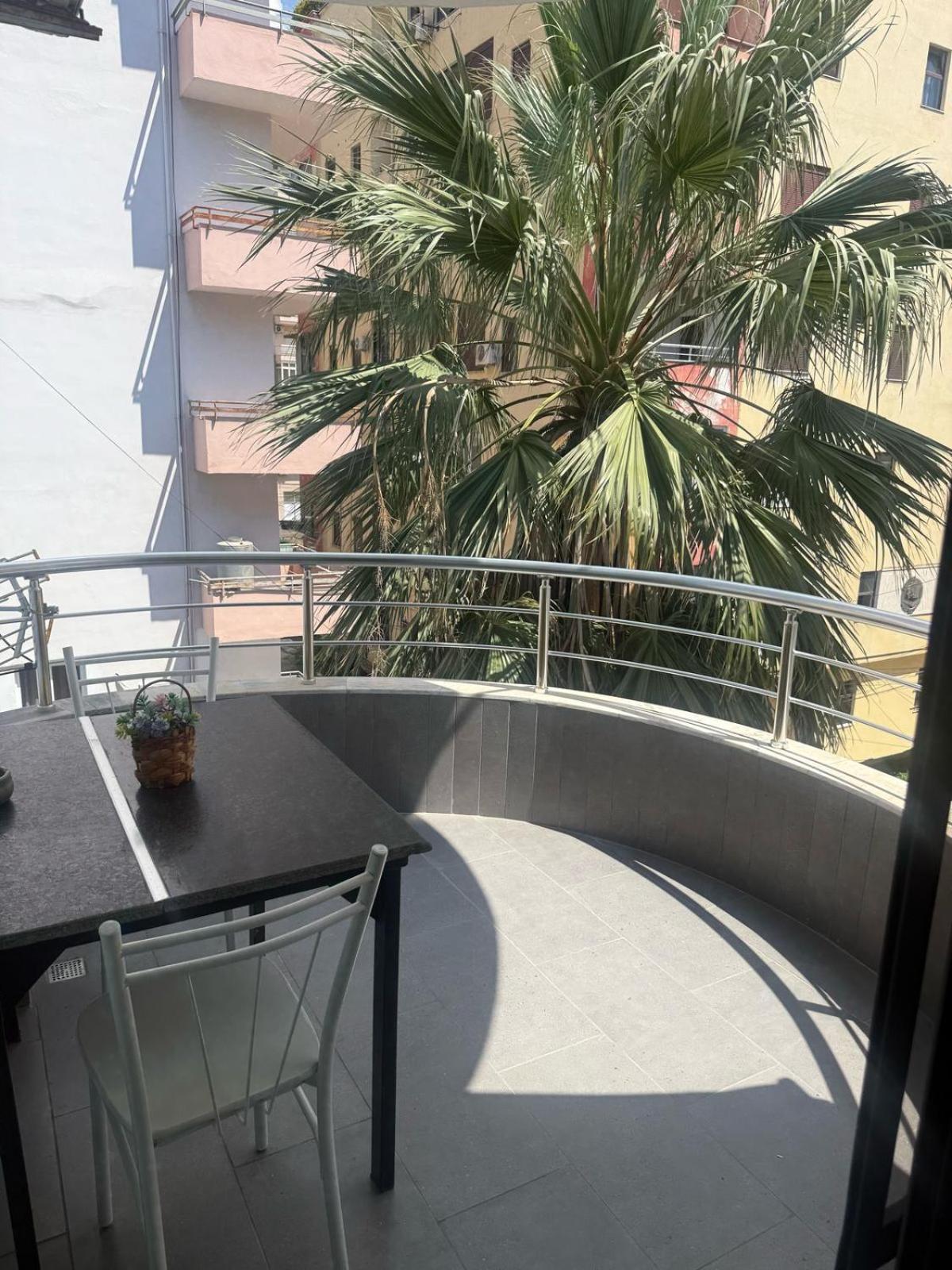 Apartments Next To The Beach In Durres Exterior photo